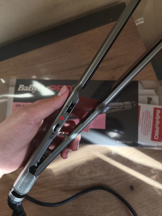 Утюжок, плойка Babyliss