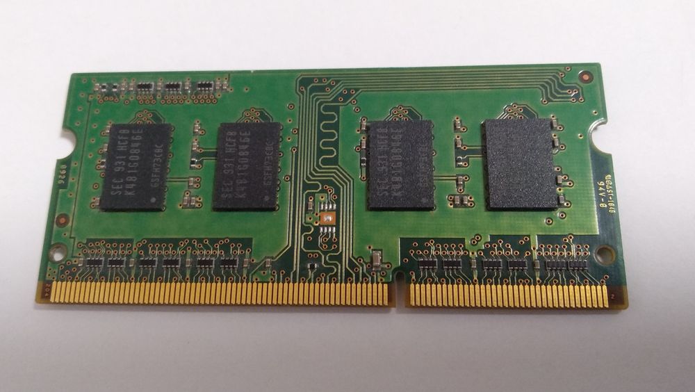 Оперативная память DDR 1GB Samsung ОЗУ 1Rx8 PC3-8500S-07-10-B1 M471B28