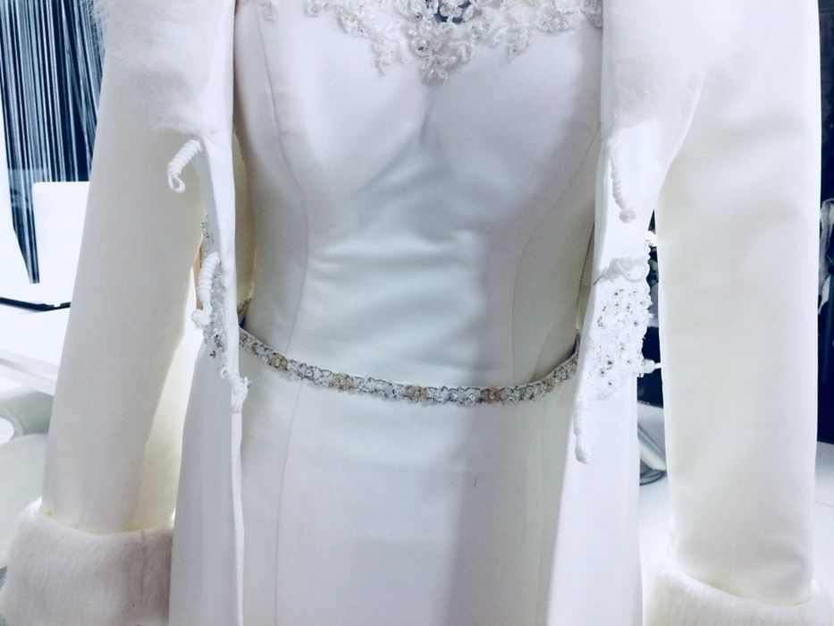 Suknia ślubna dwuczęściowa jesienno-zimowa