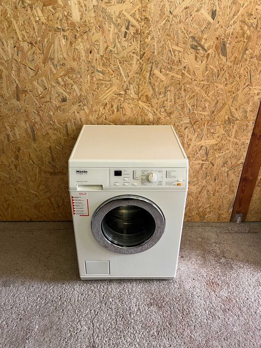 Pralka Miele Novotronic W 527 - 5 KG, 1400 Obr, A+ - Dowóz, Gwarancja