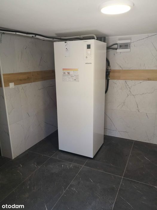 Nowoczesny dom z garażem w Białogonie 149 m2