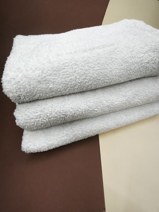 Білі банні рушники
