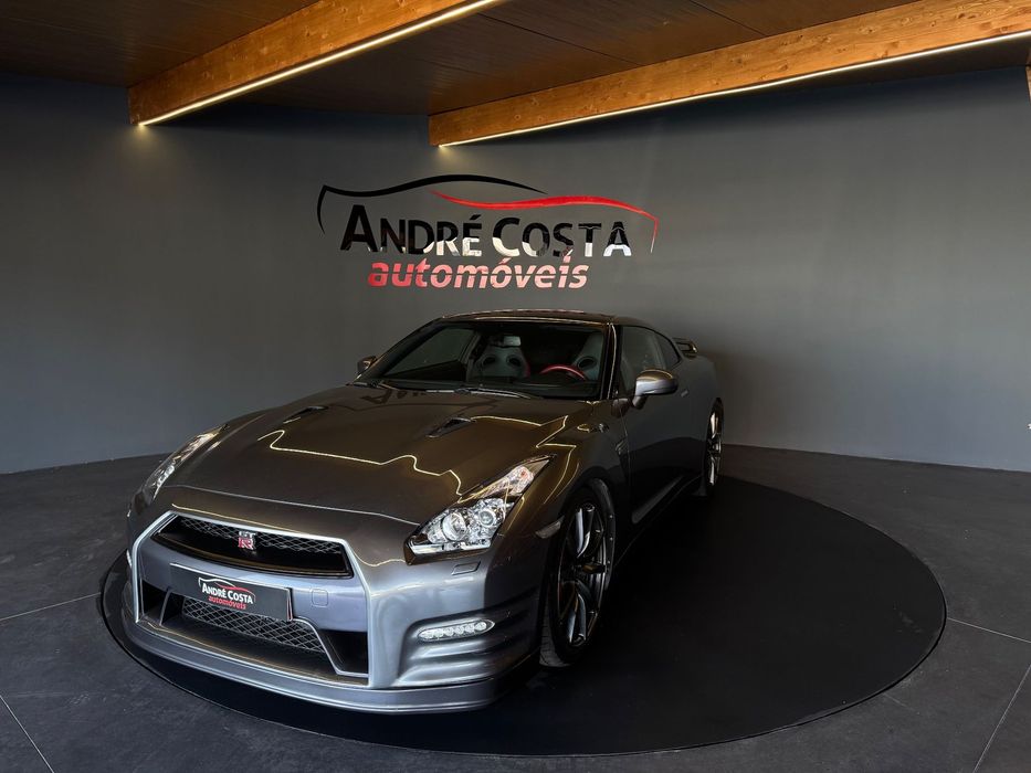 Nissan GT-R 3.8 V6 Black Edition