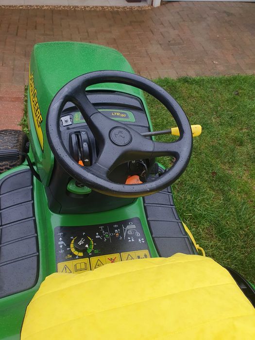 Traktorek kosiarka JOHN DEERE model LTR180 hydrostatyczna automat