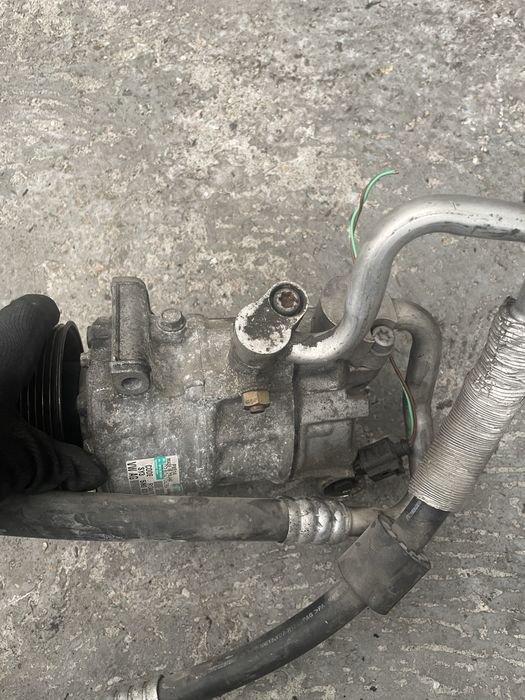 Sprężarka kompresor klimatyzacji 5N0.820.803G