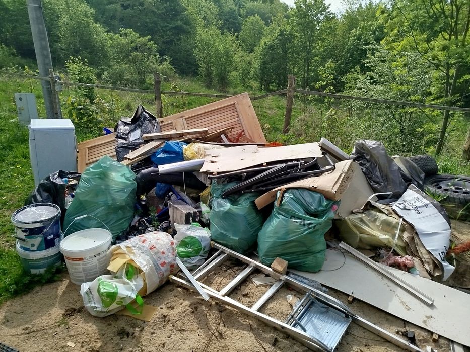 Opróżnianie pomieszczeń wywóz utylizacja przeprowadzki transport