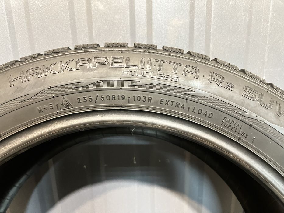 Шини 235 50 R19 Nokian Hakkapeliitta. Зима, комплект