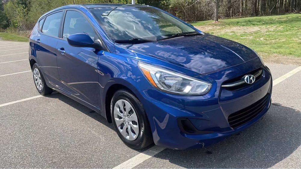 Hyundai Accent GS      2015