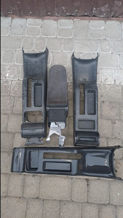 Підлокотник Гольф 4 98-05р