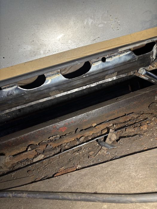 Зварювання авто,поварка авто,заміна порогів, сварка ремонт кузова