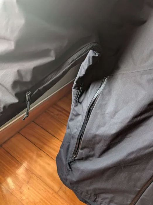 Casaco Corta Vento The North Face, tamanho L – Excelente estado