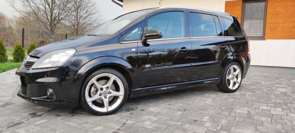 Opel Zafira B OPC LINE