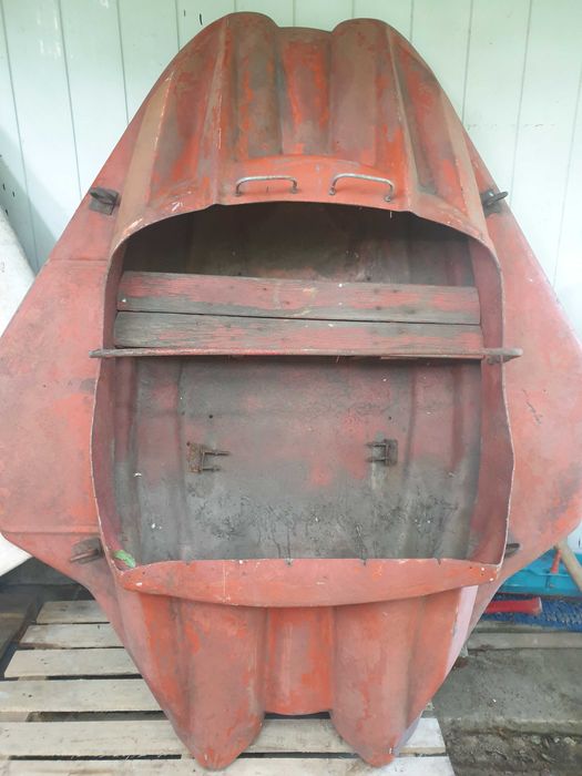 Gondola lunapark Statek kosmiczny Star Trek z PRL 60s Space Age Łódź