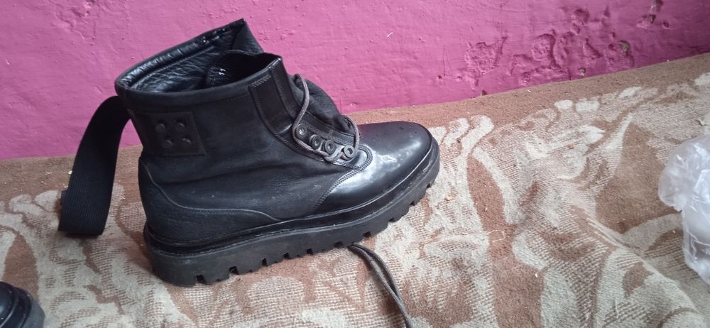Czarne buty   wysokie
