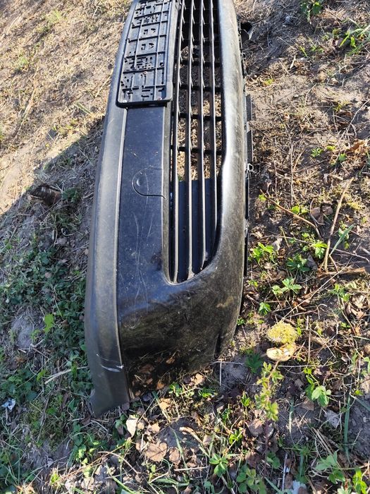 Opel Zafira A zderzak przód przedni Z20R czarny