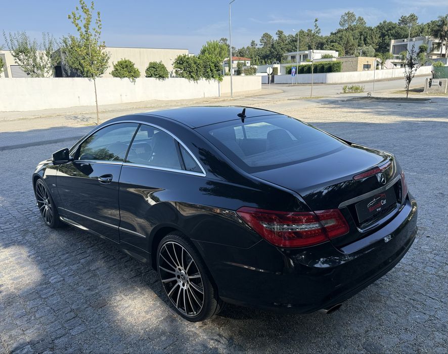 Mercedes-Benz E 220 — fotografia 3