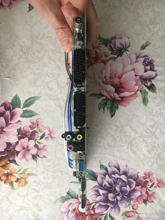 Проддам основную плату на shivaki lcd 4230