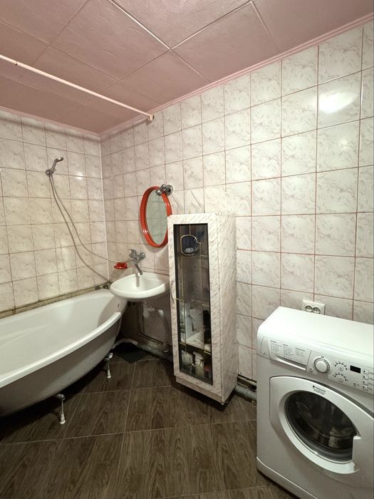 ТЕРМІНОВО квартира з газовим опаленням