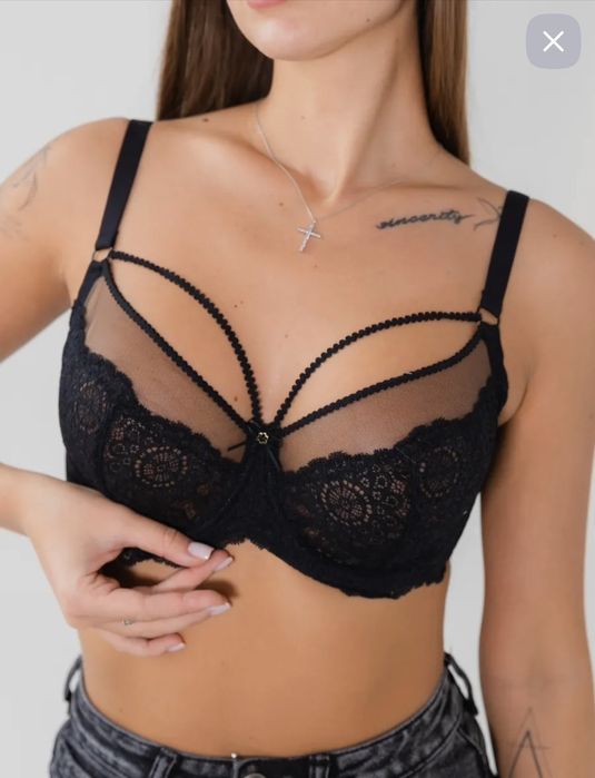 Бюстгальтер жіночий Acousma великий вибір