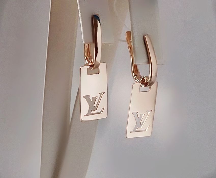 Золоті сережки світового бренду "LV" 585 проба нові