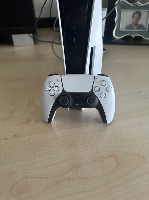 PlayStation 5 (PS5) Edição Digital 825GB + Comando DualSense