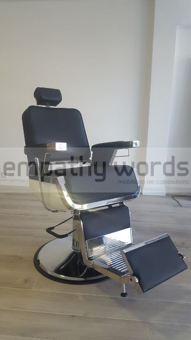 Cadeira de Barbeiro - Nova - Fabrica