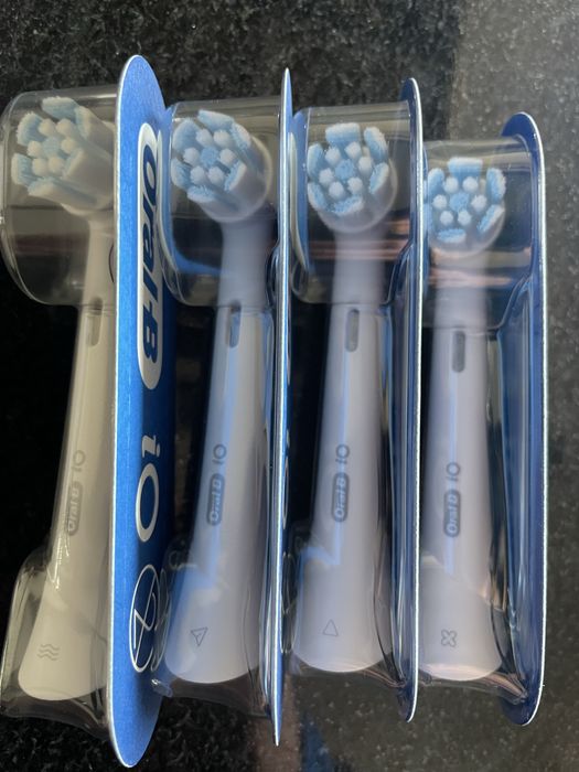 8 końcowek oral b io