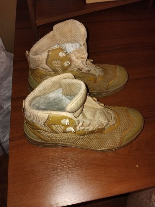 Продам зимнюю обувь