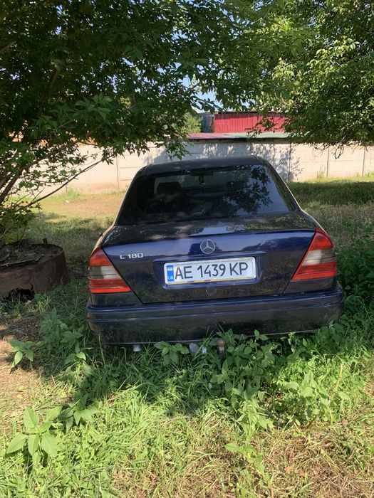 Mercedes-benz c180