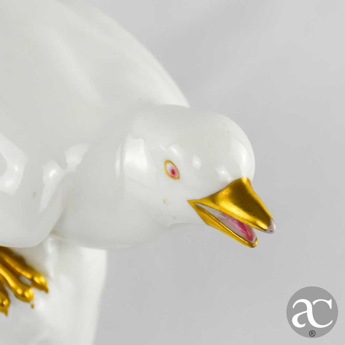 Figura de Melro “Blackbird” porcelana Vista Alegre decoração a dourado