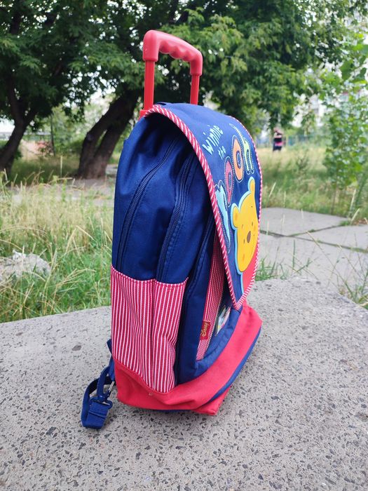 Новый школьный рюкзак на колесах