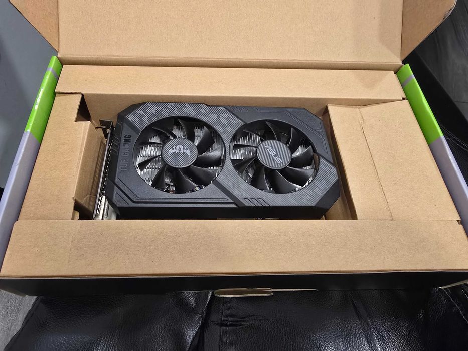 Placa Gráfica ASUS TUF GeForce GTX 1650 Super Gaming - como Nova