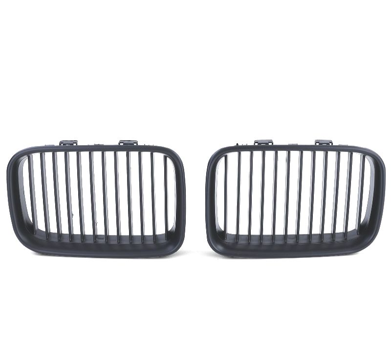 GRELHAS FRONTAIS BMW E36 91-96 LOOK M PRETO MATE