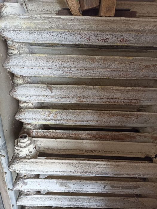 Радіатори опалення чавунні