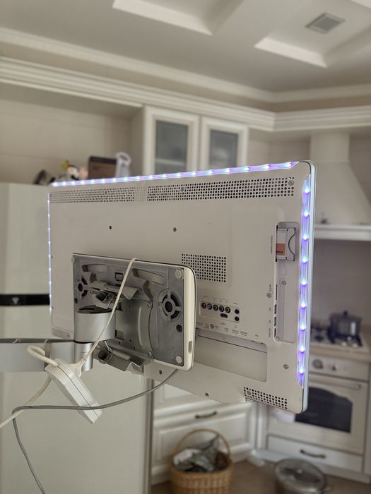 Продам телевизор philips