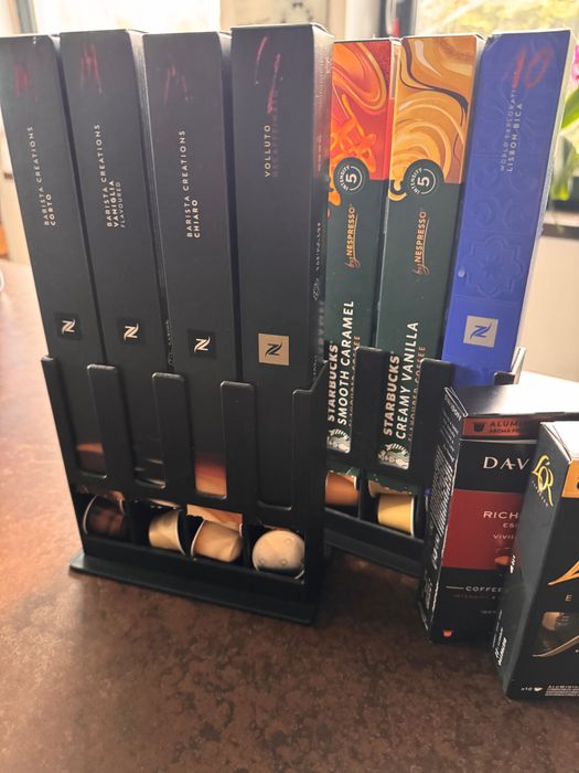 Ekspres na kapsułki Nespresso DeLonghi EN750 MB Lattissima Pro