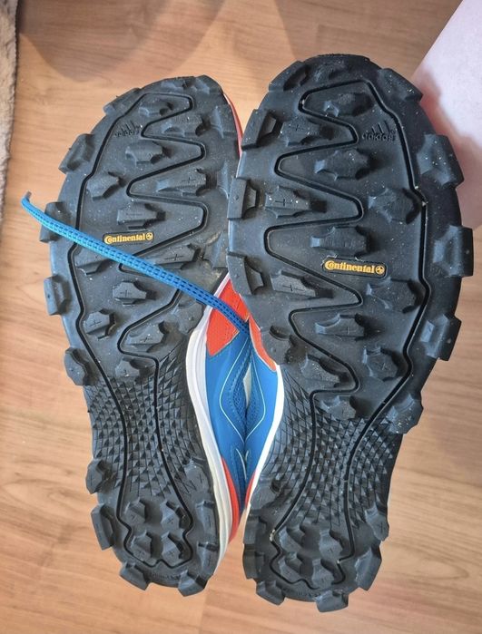 Adidas adizero XT 4