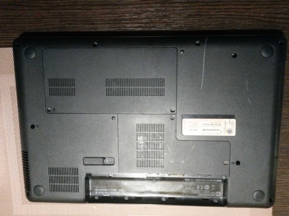 Ноутбук HP G62 на деталі