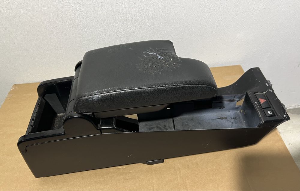 Apoio de braço + consola Bmw E46 Série 3 Sedan, Touring, Compact 98-05