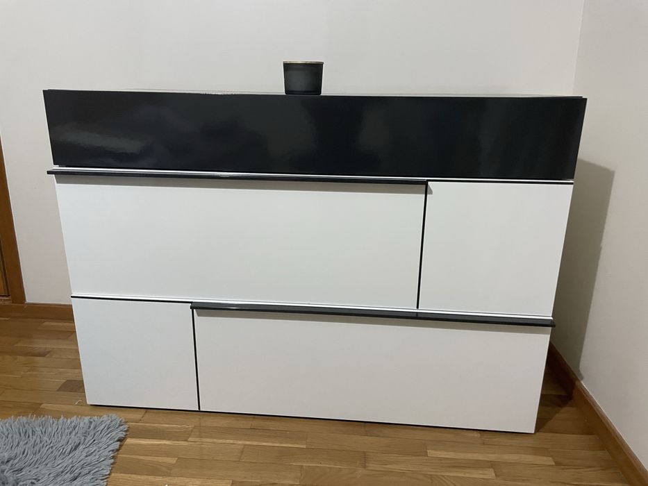 Mobilia de quarto (cama sem colchao)