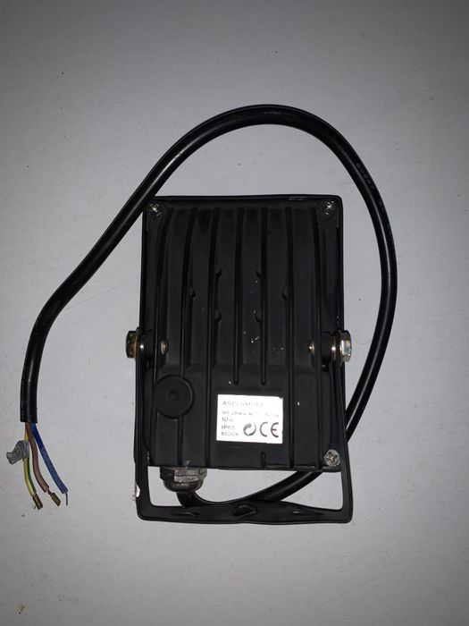 2 focos led 10w novo