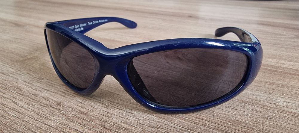 Granatowe dziecięce okulary przeciwsłoneczne Psi Patrol okularki