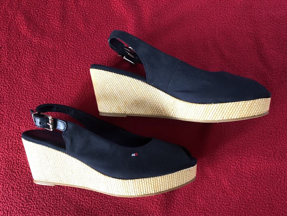 TOMMY HILFIGER R.37 sandały, koturn, super buty