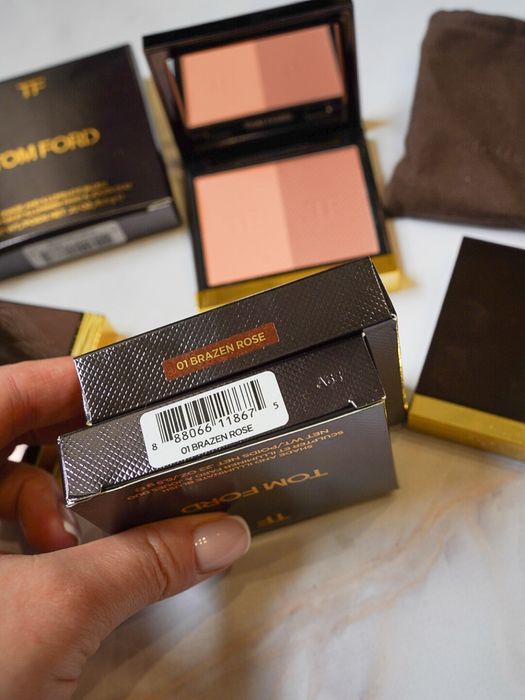 Румʼяна Tom Ford 01 Brazen Rose