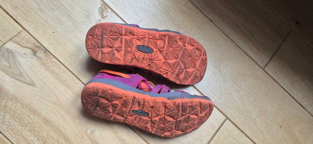 Sandałki  Crocs Seacamp rózówe 36 gratis