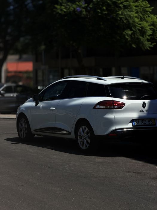 Renault clio sport tourer 1.5 dci