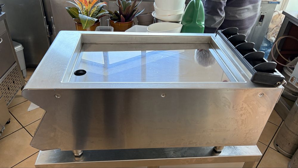 Chapa de Grelhar Profissional Mareno (Série 700) - Estado Impecavel!