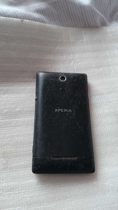 Sony Xperia E C1505 plus  Etui
