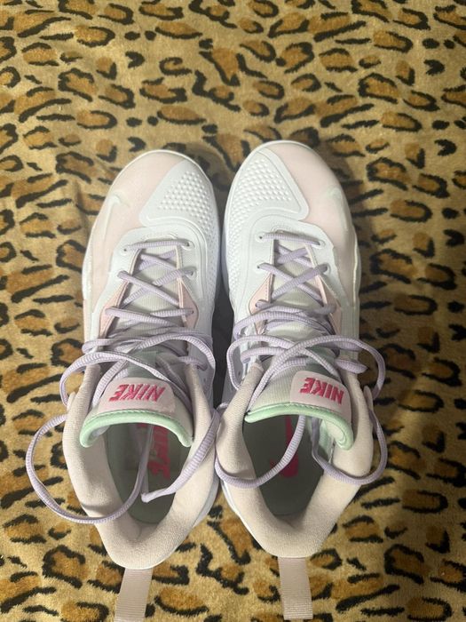 Волейбольні кросівки