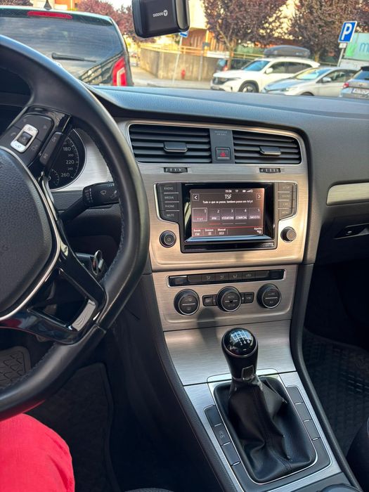 VW Golf VII 1.6 TDI BlueMotion 110cv | Muito Estimado
